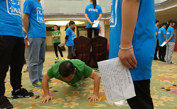 冠軍鍛造，百煉成鋼-歷盡磨難